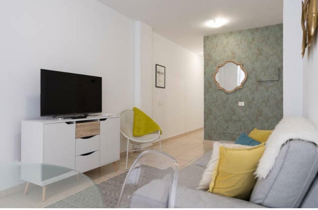 Stylish Apartment In Canteras Beach Las Palmas de Gran Canaria Exterior photo